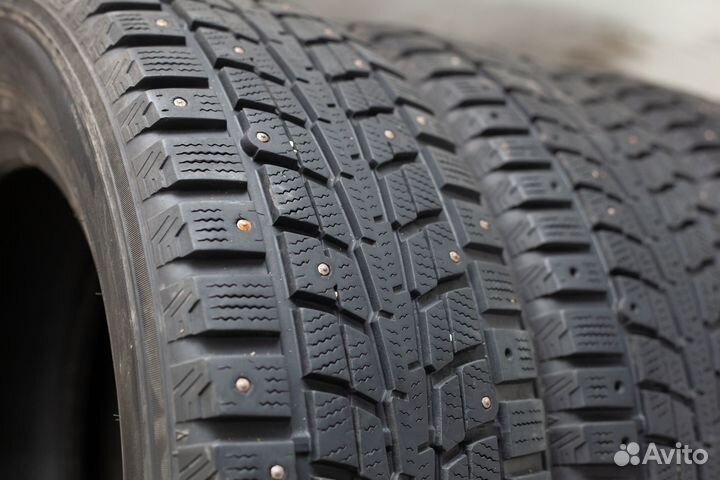 Dunlop SP Winter Ice 01 225/65 R17 102T