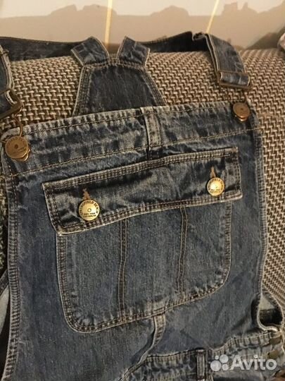 Джинсовый комбинезон