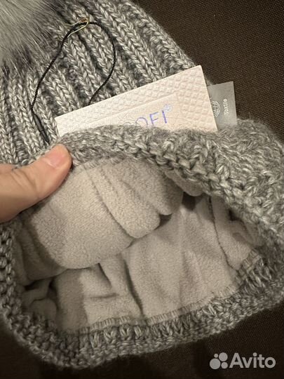 Новая тройная шапка для девочки красивая