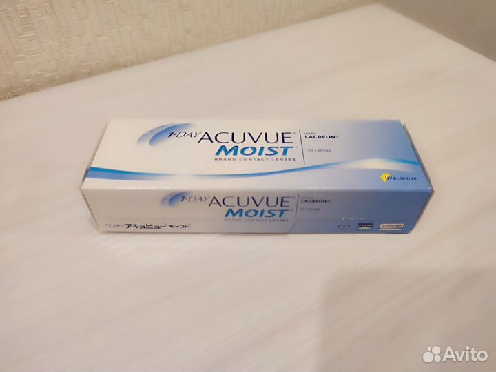 Линзы контактные Acuvue moist -3,75 и -4,75