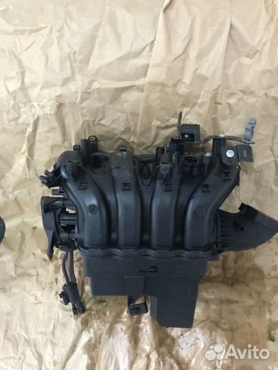 Коллектор впускной Opel Astra H