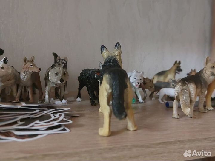 Фигурки собак Schleich