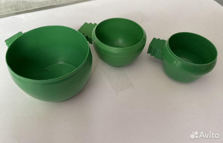 Кормушка для птиц в клетку