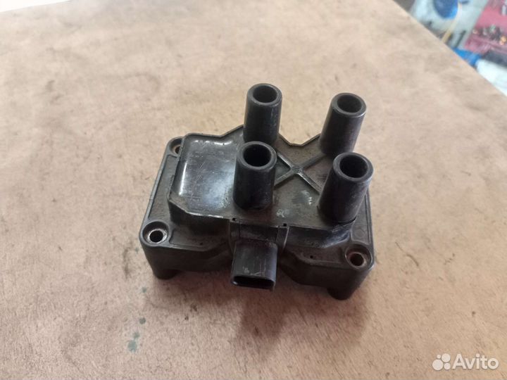 Катушка зажигания на Ford Focus 2 1,6