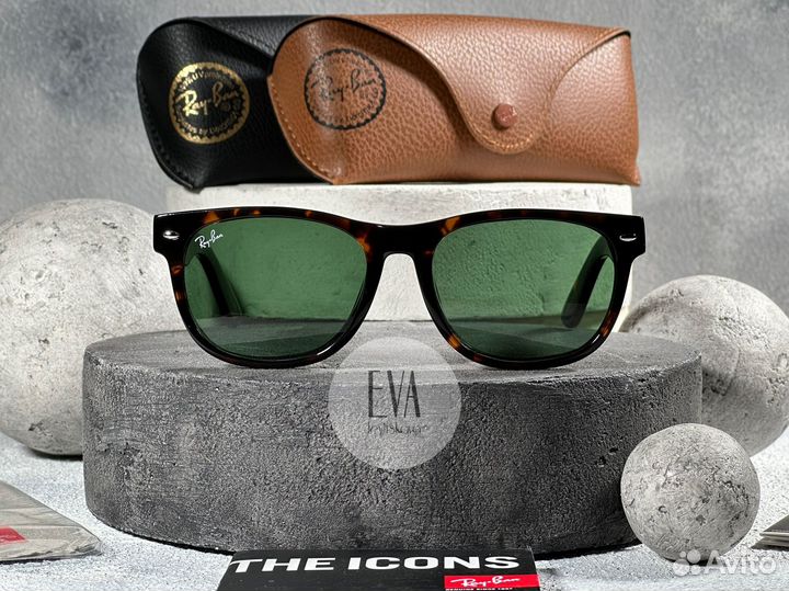 Очки Ray Ban New Wayfarer RB 2132 902