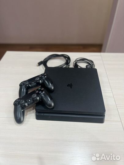 Sony playstation 4 slim 1tb 2 джойстика