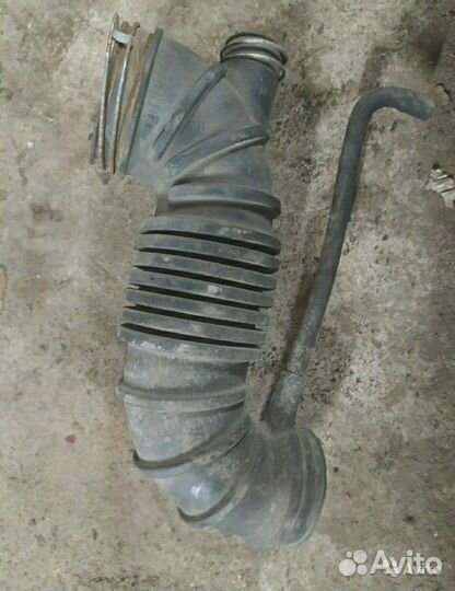 Гофра воздушного фильтра Mitsubishi Space Wagon