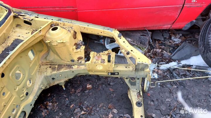 Четверть передняя левая. Daewoo Gentra. Lacetti