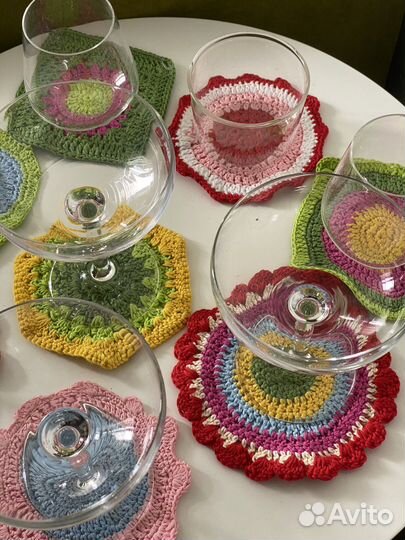 Вязаные подставки салфетки под кружки чашки бокалы