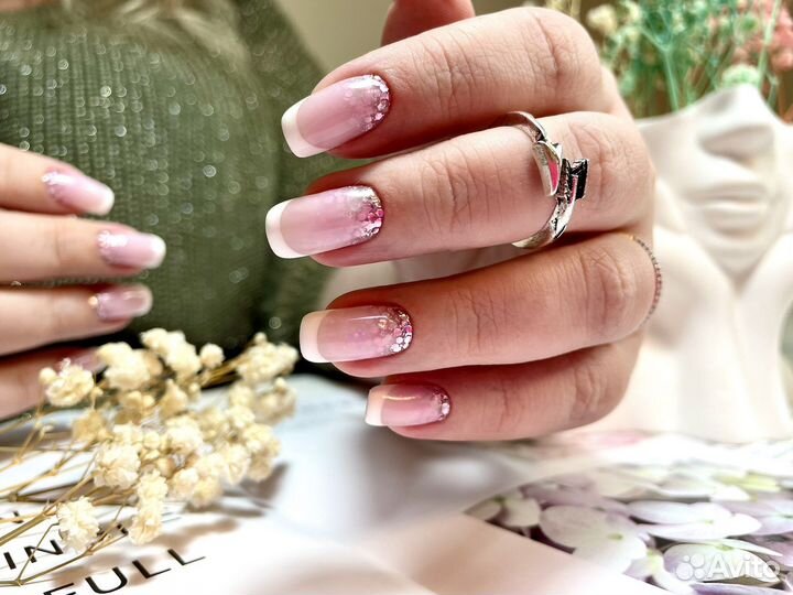 Мастер маникюра и педикюра