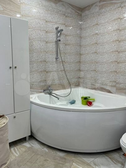 4-к. квартира, 114,8 м², 5/5 эт.