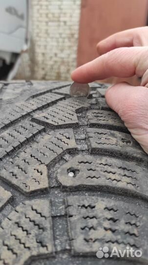 Pirelli Ice Zero 275/45 R20