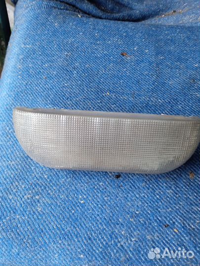 Фанари багажника dodge caravan 3