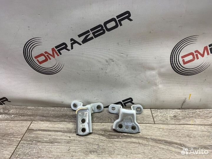 Петли двери Toyota Camry XV40 (2006—2009)