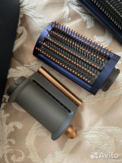 Фен-стайлер Dyson