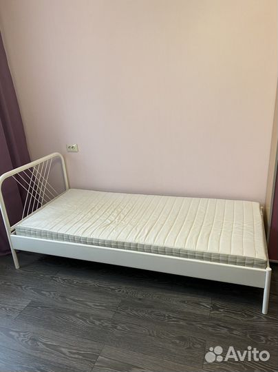 Кровать IKEA