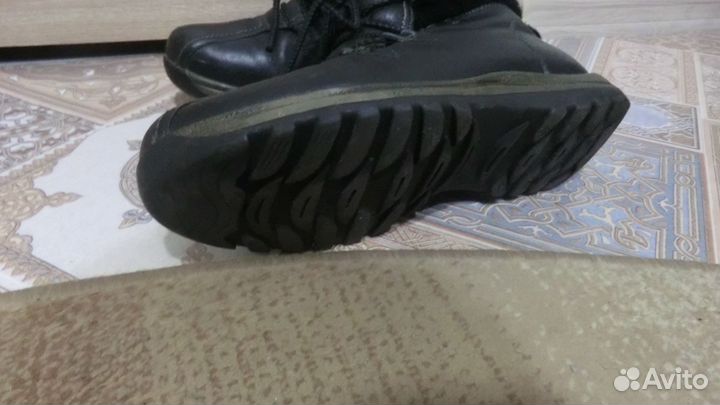 Зимние кроссовки/ботинки женские 39р