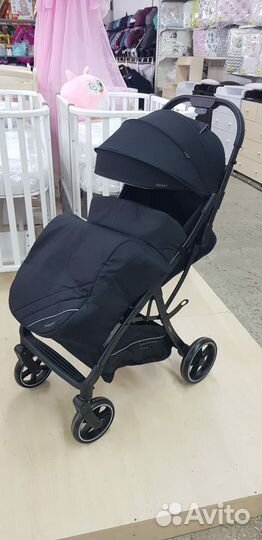 Прогулочная коляска indigo новая