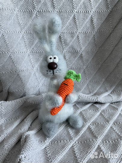 Кролик игрушка