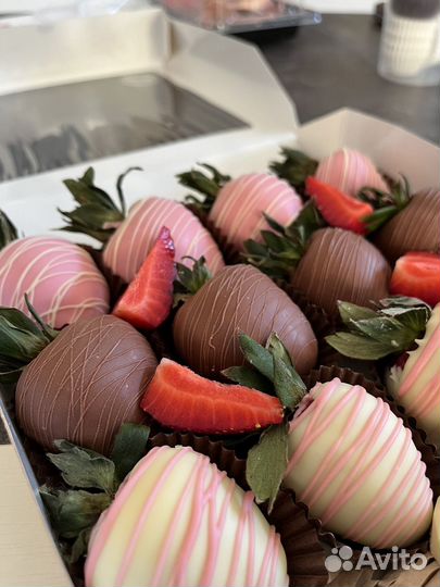 Наборы клубника в шоколаде