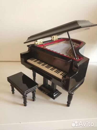 Рояль сувенирный миниатюра