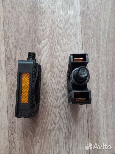 Педали для велосипеда