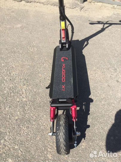 Самокат взрослый электрический