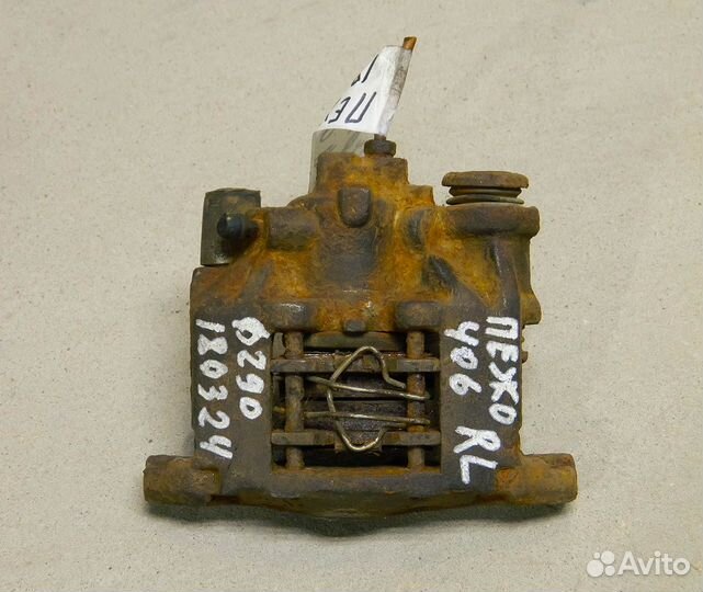 Суппорт задний левый Peugeot 406 рестайлинг