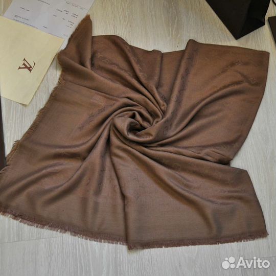 Платок LV корич