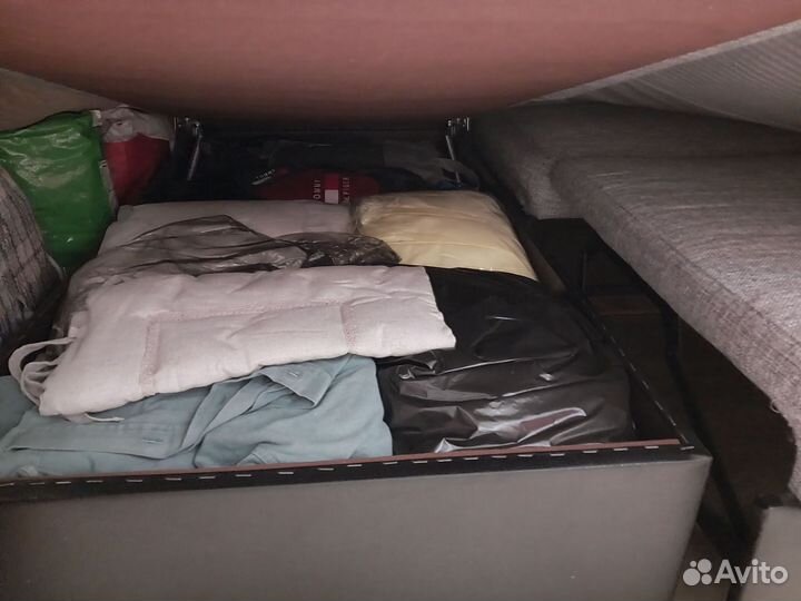 Угловой диван бу