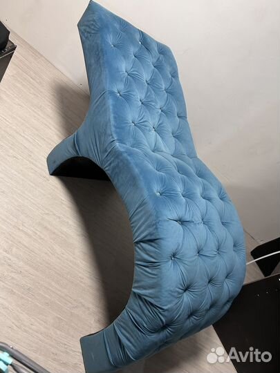 Анатомическая кушетка для наращивания ресниц