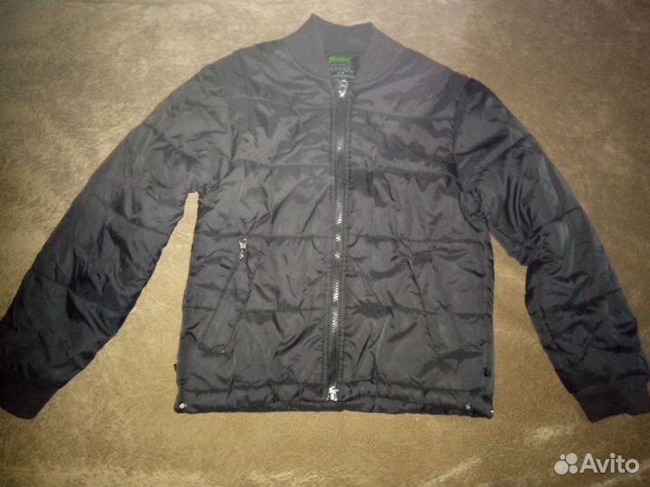 Курточка на мальчика 7-8лет