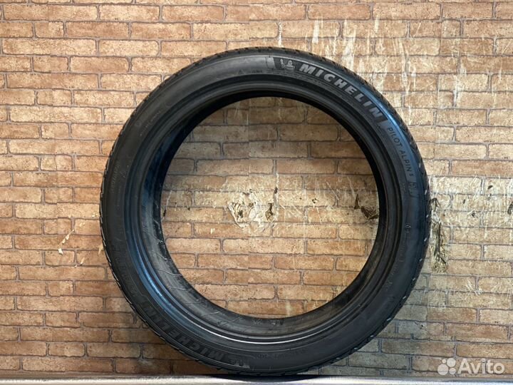 Michelin Pilot Alpin 5 225/40 R19