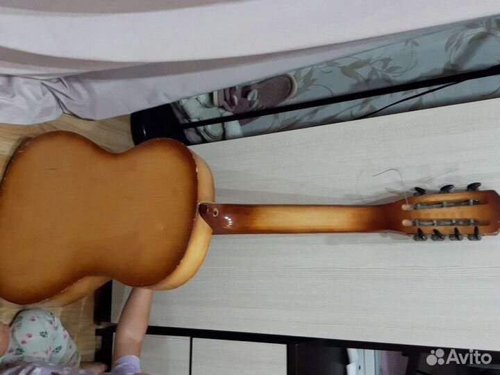 Продам гитару 7ми струнная