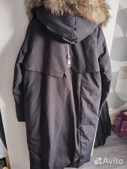 Пуховик зимний длинный женский