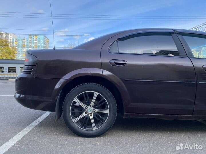 Dodge Stratus 2.4 AT, 2004, 212 149 км
