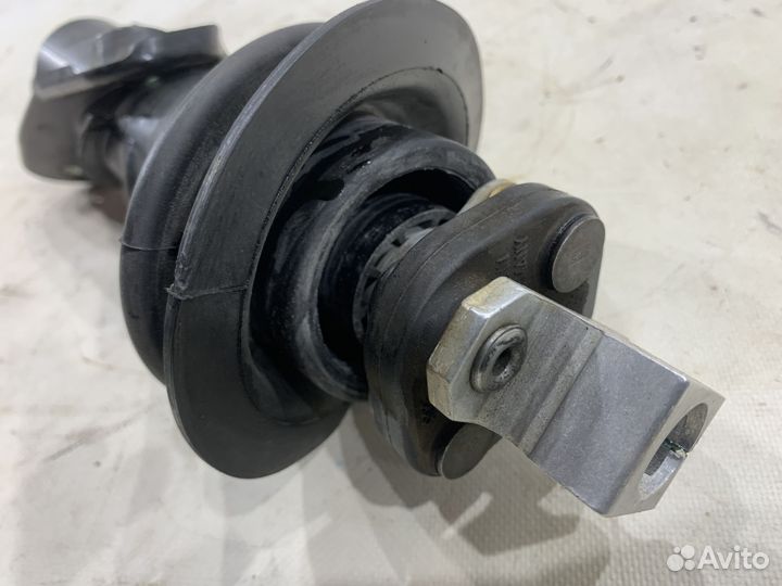 Кардан рулевой средний BMW X6 F16