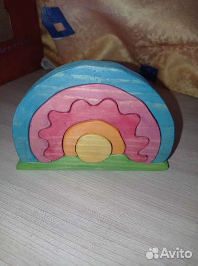 Развивающая игрушка
