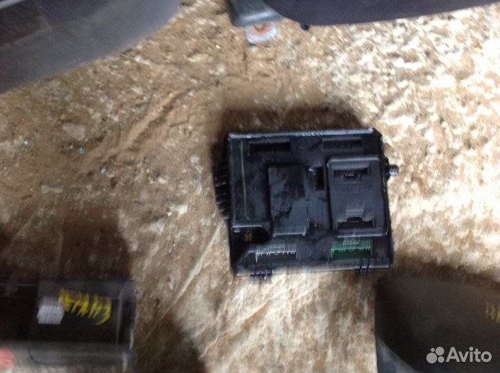 Щиток, климат, магнитолу для Рено Меган 3