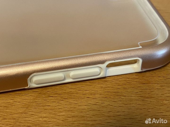 Противоударный чехол Tech21 на iPhone 7 Plus