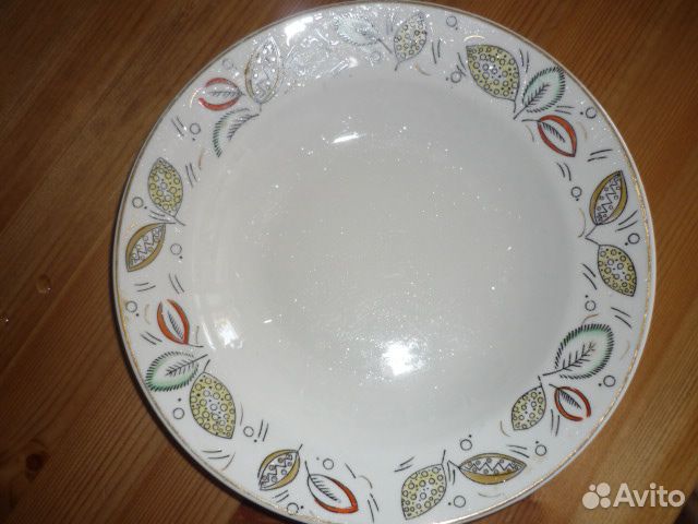 Тарелка фарфор глубокая СССР Пролетарий роспись