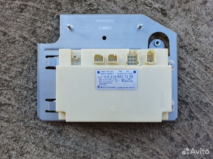 Блок управления keyless GO Mercedes W204 W207 W212