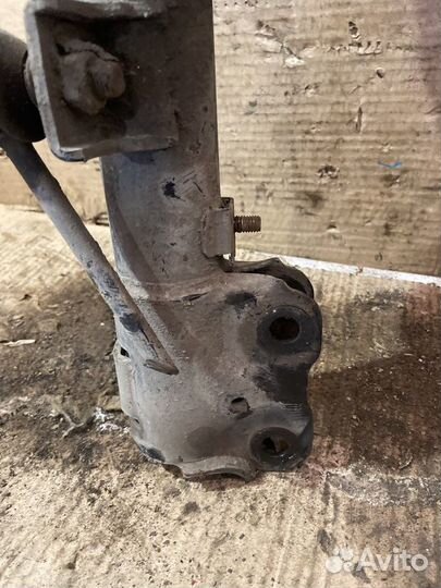 Стойка передняя правая Mitsubishi Lancer 10