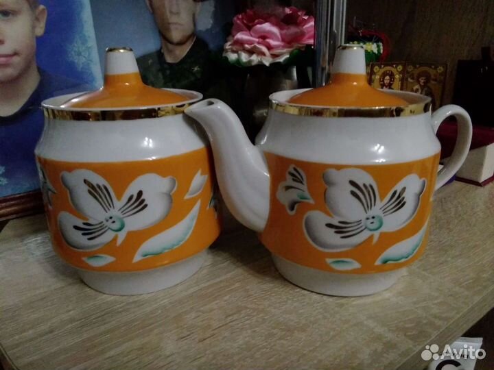 Заварочный чайник + сахарница