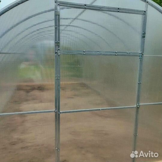 Теплица из поликарбоната