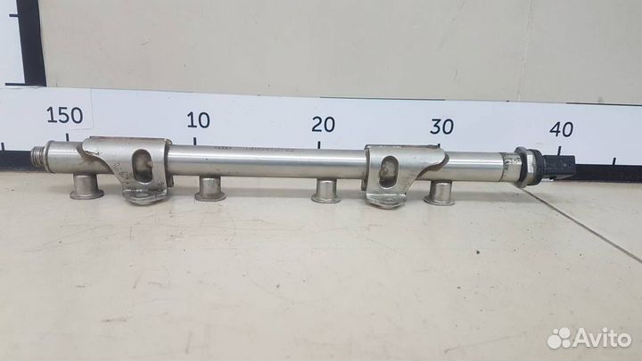 Рейка топливная рампа Skoda Octavia A7 2013