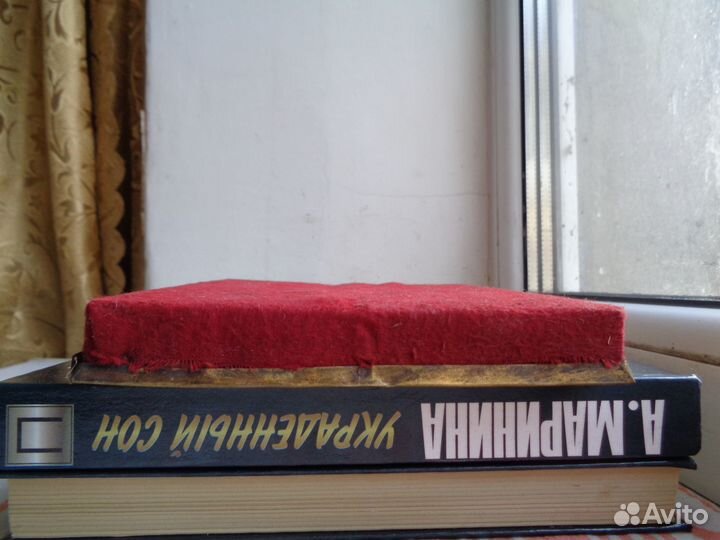 Икона Тихвинская Богородица в лат. окладе и киоте