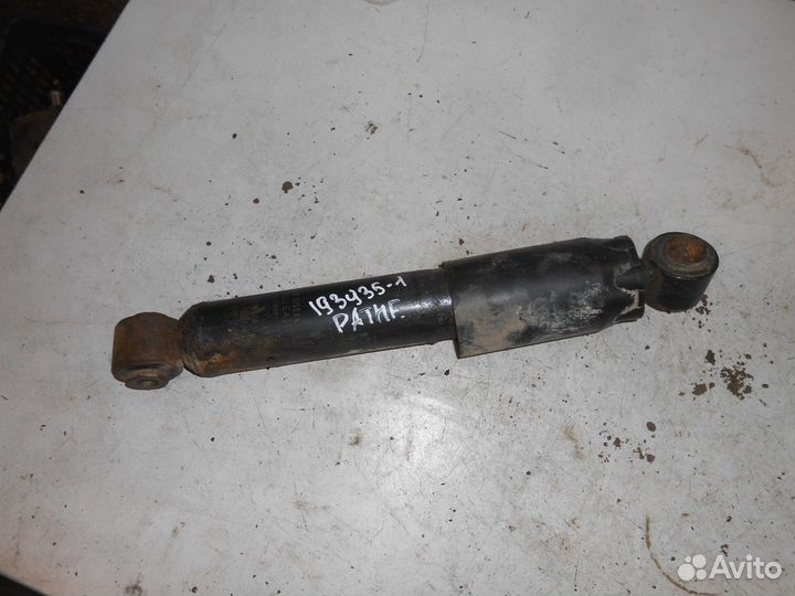 Амортизатор задний