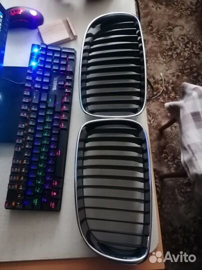 Решетки радиатора bmw 1 серия E81