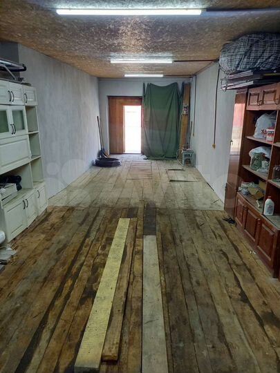 Гараж, > 30 м²